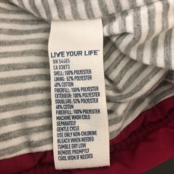 American Eagle Hot Pink Zip Up Puffer Vest - Picture 4 of 4